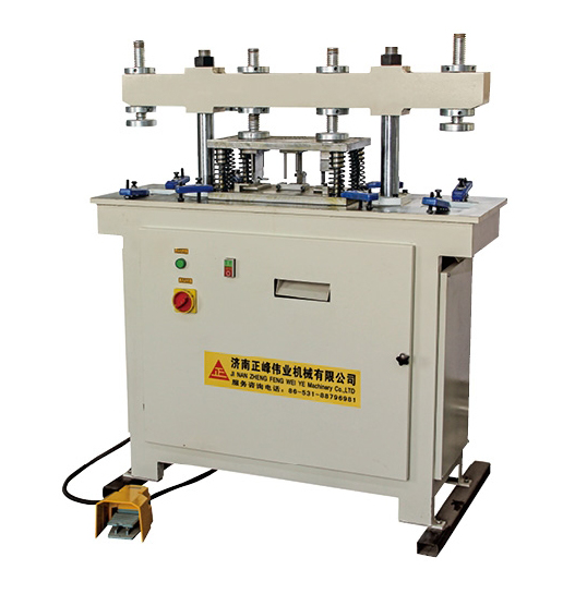 Pressing machine for aluminum door and window